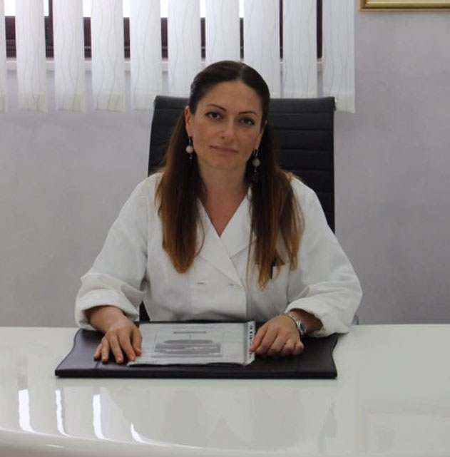 Angela Giuliano dermatologo skin center senigallia